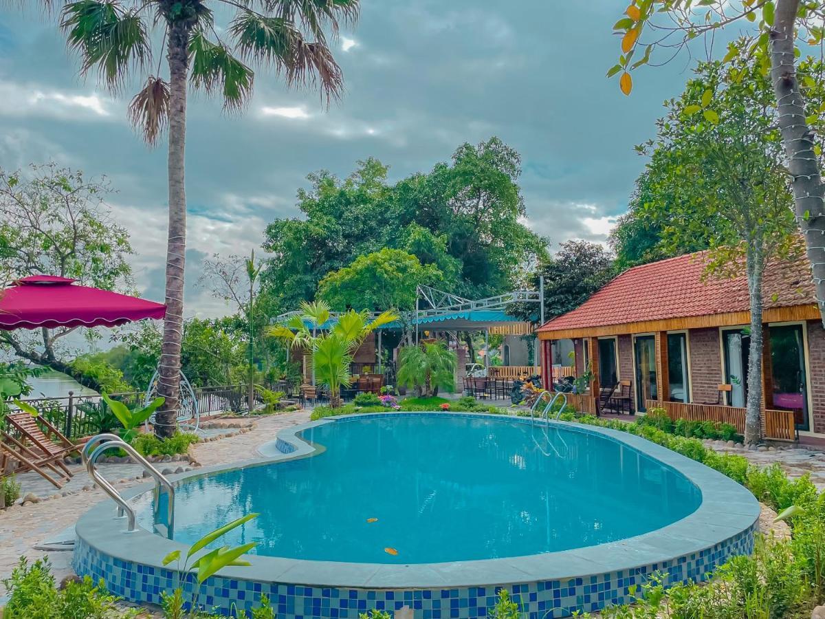 D&D Riverside Homestay Xuan Son Exterior foto