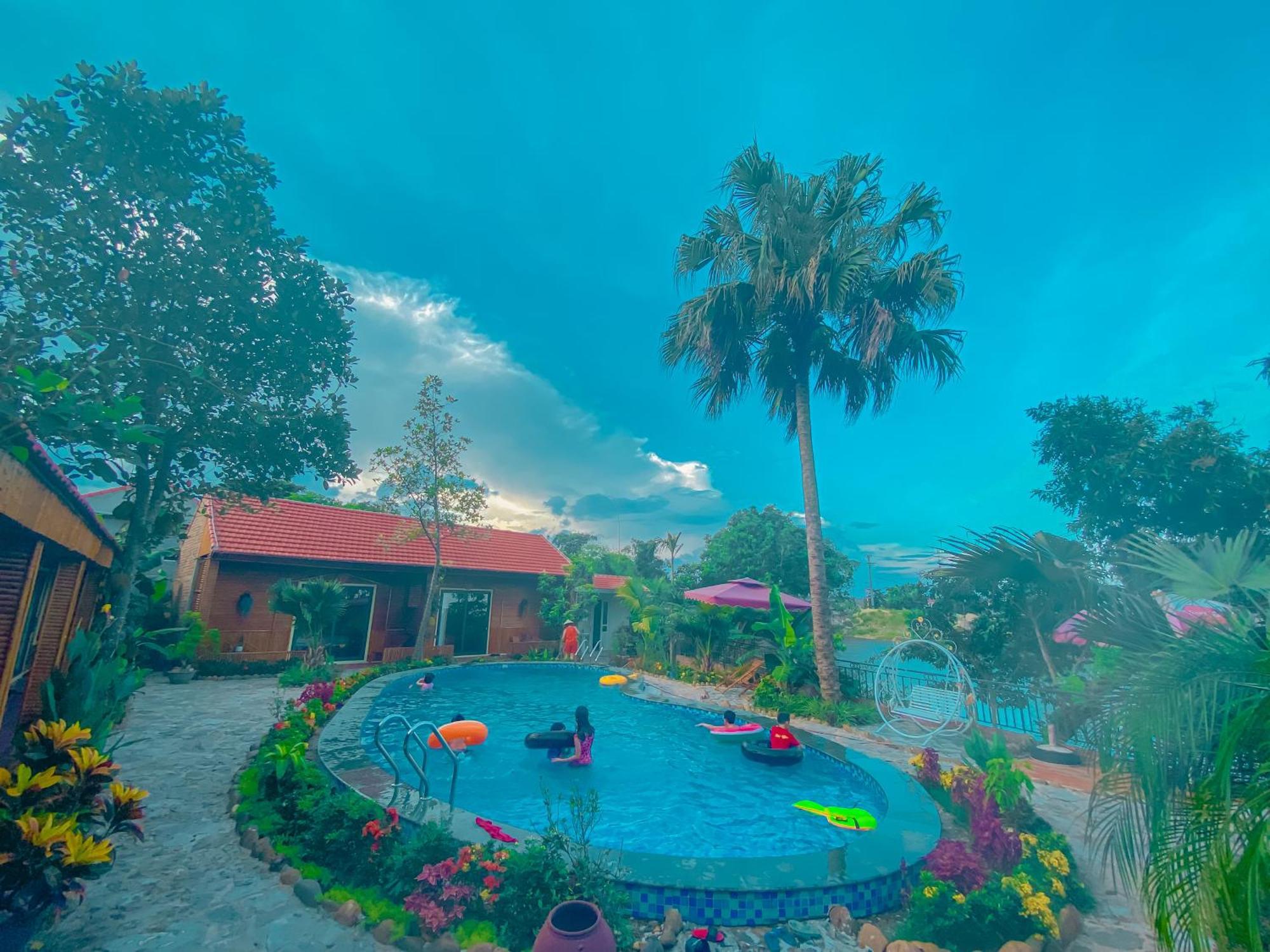 D&D Riverside Homestay Xuan Son Exterior foto